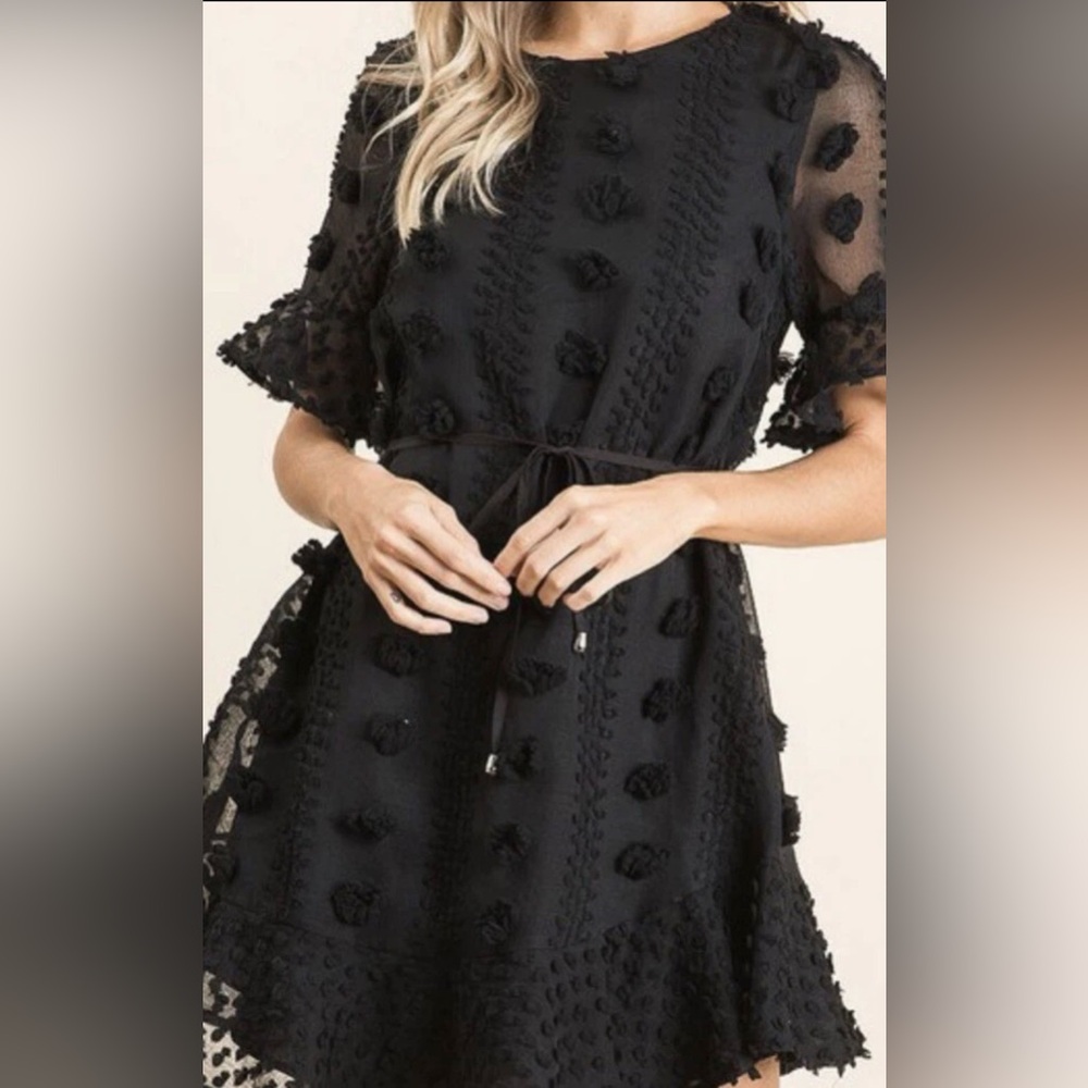 Macaron Size S Black Pom Pom Textured Mini Half Sleeves Dress NWT